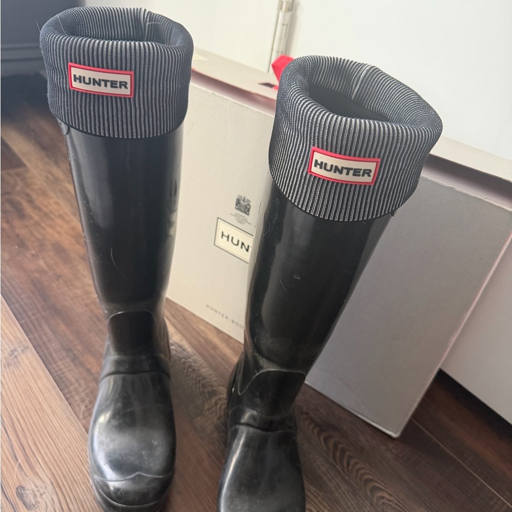 Hunter Black Glossy Rain Boots